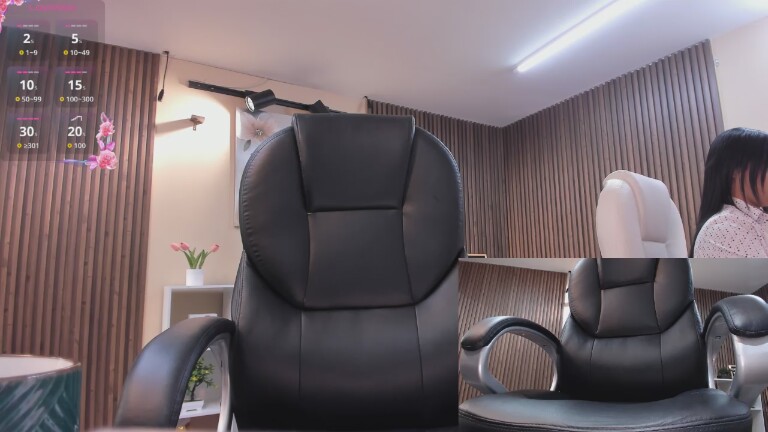 Mariana_Miller's Streamate show and profile