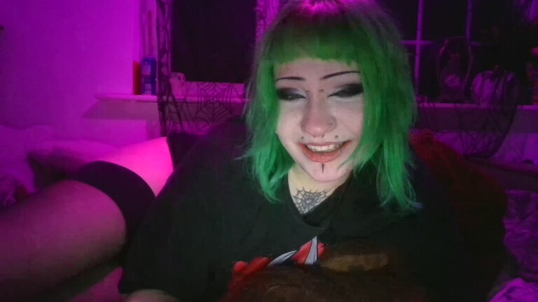 GothicLuna's Streamate show and profile