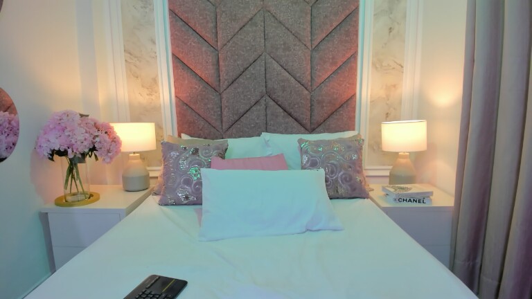 SusySwift's Streamate show and profile