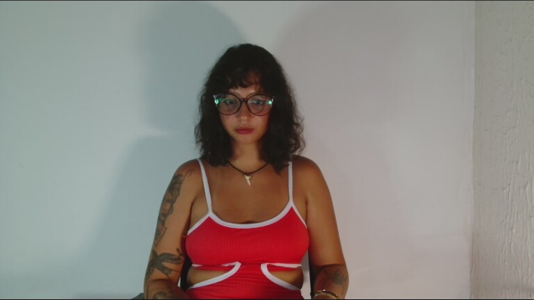 MyaMillor's Streamate show and profile