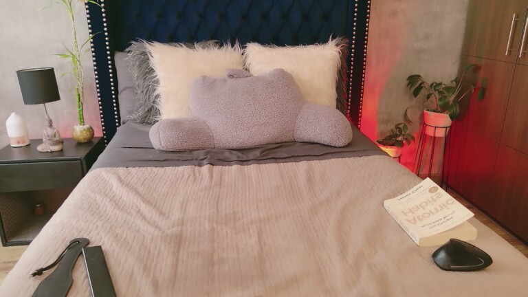 Megatitssss's Streamate show and profile