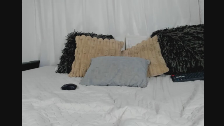 HeilyRosse's Streamate show and profile