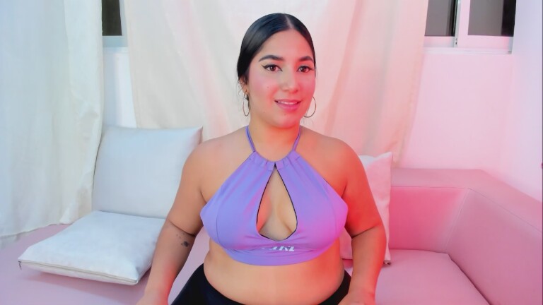 SophieLanne's Streamate show and profile