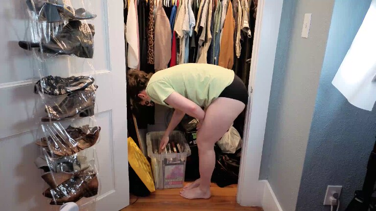 ArtiePaints's Streamate show and profile