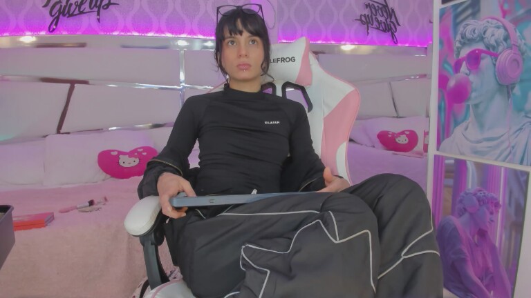 AikoHayashida's Streamate show and profile