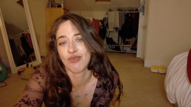 KlaraDelgado's Streamate show and profile