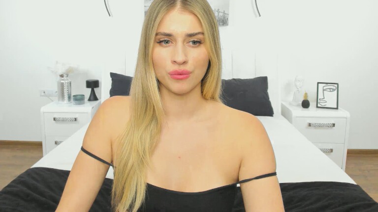 AlisAnne's Streamate show and profile