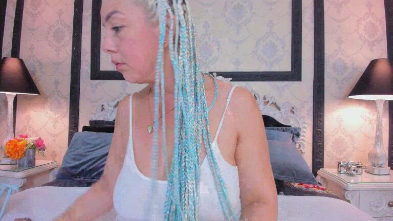 MadisonBecker's Streamate show and profile