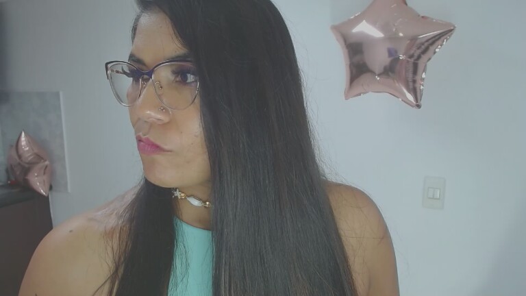 LunaDumont's Streamate show and profile