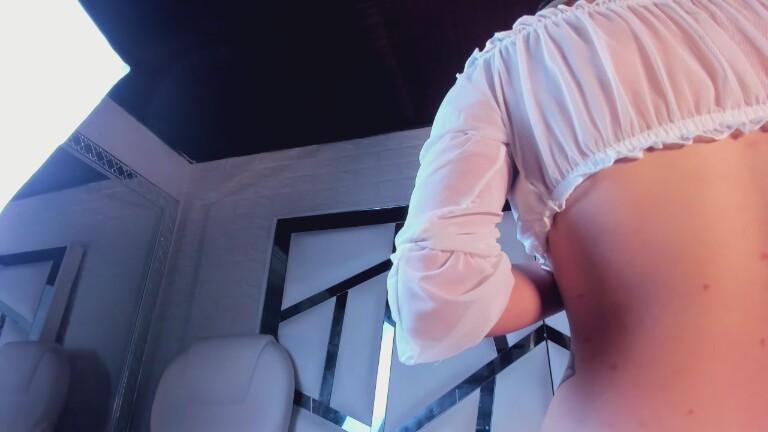 BarbieAmbar's Streamate show and profile