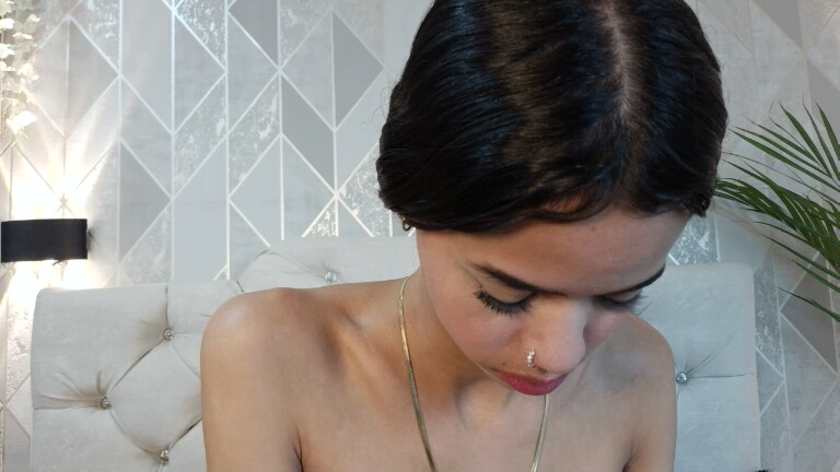 Lia_Bloom's Streamate show and profile