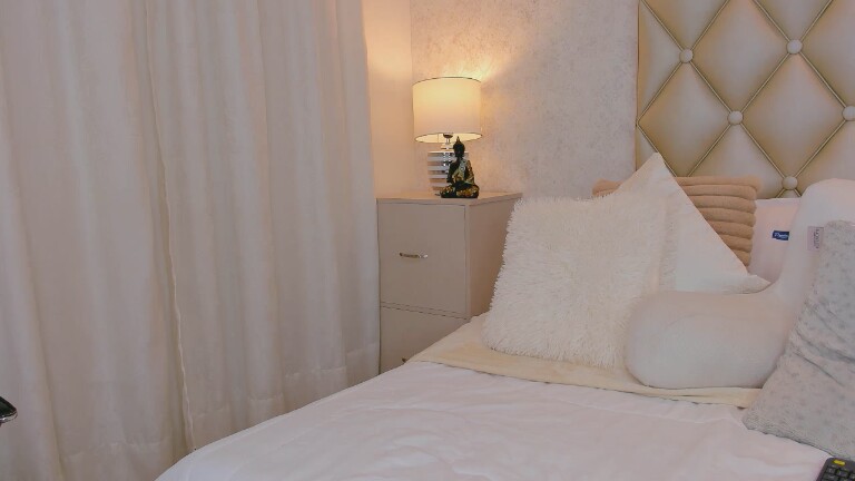 MiaaCaastro's Streamate show and profile