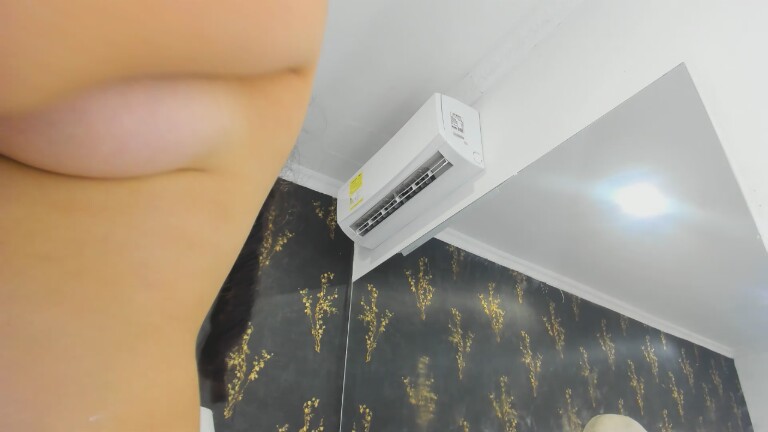 TaylorAdaams's Streamate show and profile