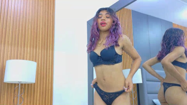 AlejandraOjeda's Streamate show and profile