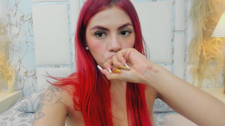 SiennaThomas's Streamate show and profile