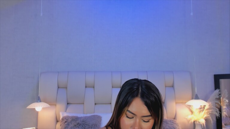 EmmaPrinncess's Streamate show and profile