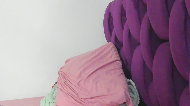 talhiana's Streamate show and profile