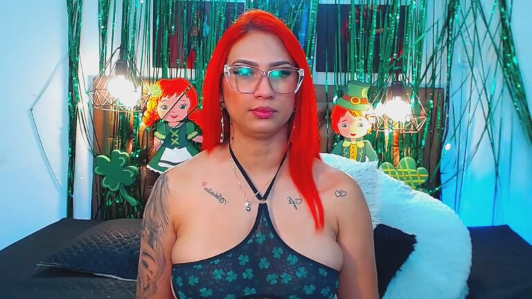 AngelicaRed021's Streamate show and profile