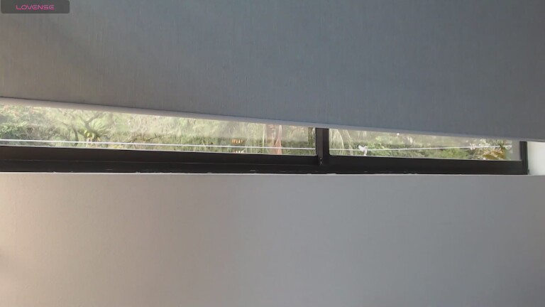 Charlotte_18's Streamate show and profile