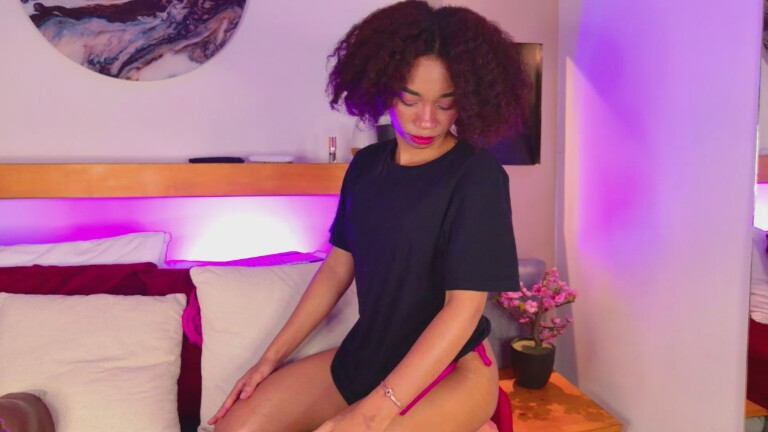 IzzySkye's Streamate show and profile