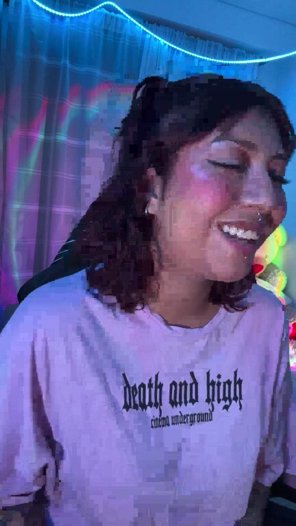 Ameliees's Streamate show and profile