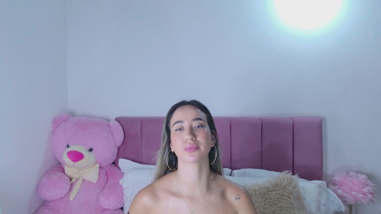 KarinaGoldman's Streamate show and profile