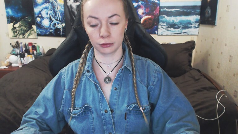 BringingLuck's Streamate show and profile