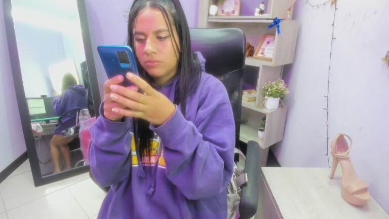 Scarlett_Moom's Streamate show and profile