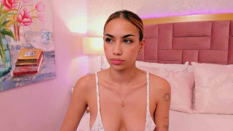 AnnieAdaams's Streamate show and profile