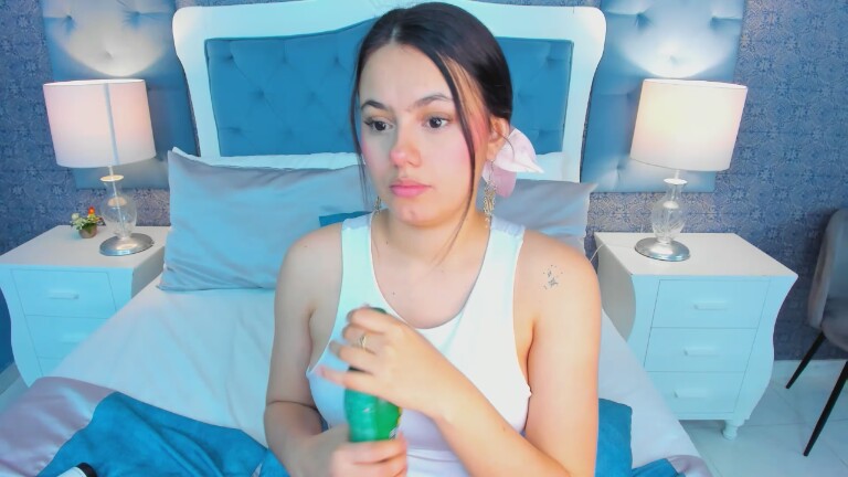 SusyLuv's Streamate show and profile