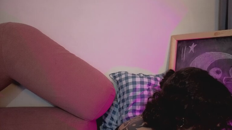 Gaia33's Streamate show and profile