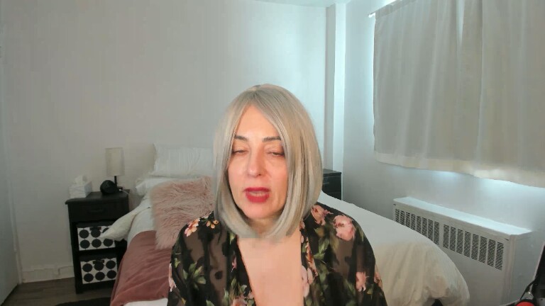 TheRealSeska's Streamate show and profile