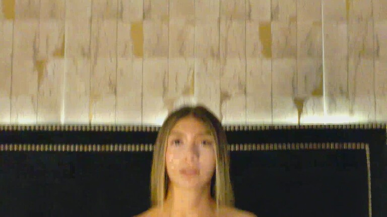 HollyLincon's Streamate show and profile