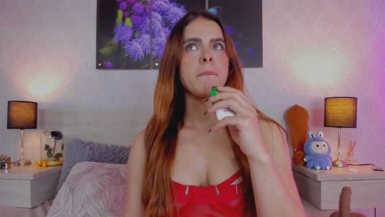 SamanthaaWoods's Streamate show and profile