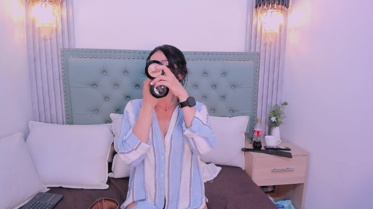 MiaVixen_n's Streamate show and profile