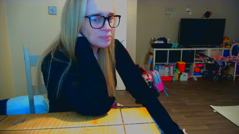 SexyMissAmberXO's Streamate show and profile