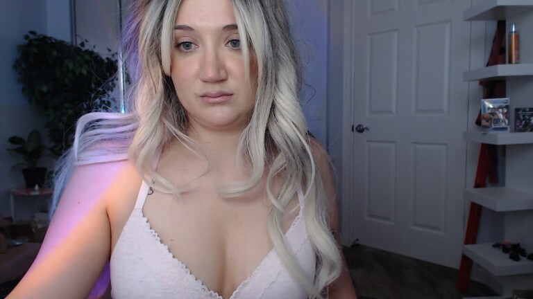 GoddessEmmy's Streamate show and profile