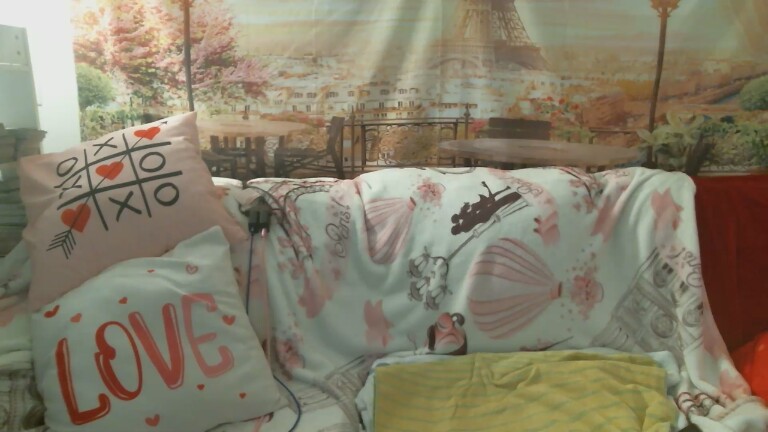 lovehollyann's Streamate show and profile