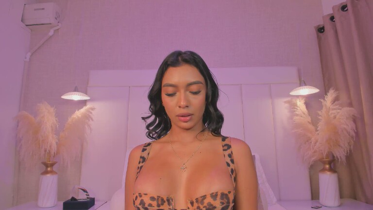 NikoJhon's Streamate show and profile