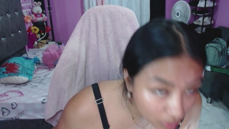 sofiaxxDreams's Streamate show and profile