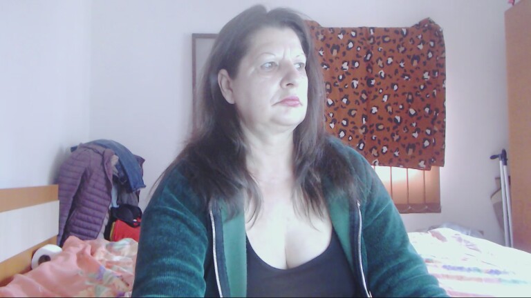 ExtasyMature's Streamate show and profile