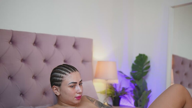 AmeliaJupiter's Streamate show and profile