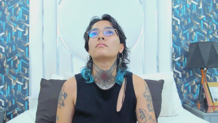 AmyRavens's Streamate show and profile