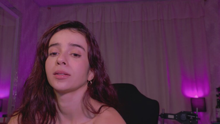 SaraMars's Streamate show and profile