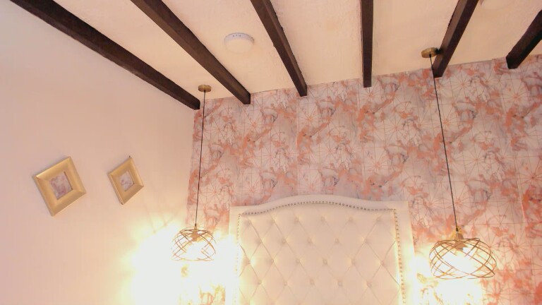 SaharaLyn's Streamate show and profile