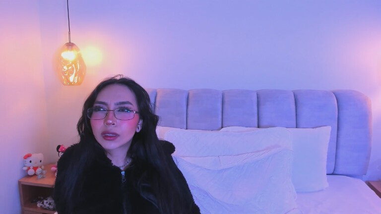 KathNoir's Streamate show and profile