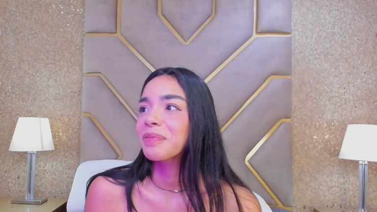 MeganClars's Streamate show and profile