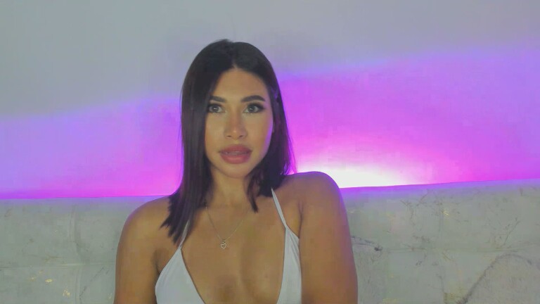 GABRIELAROSI's Streamate show and profile