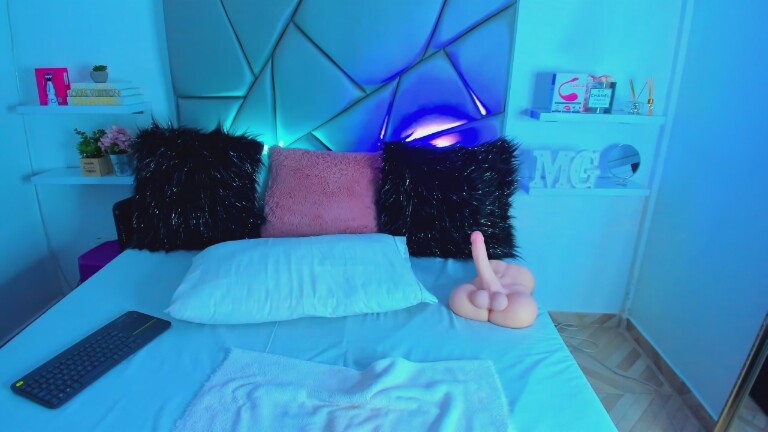 MelissaGolden's Streamate show and profile