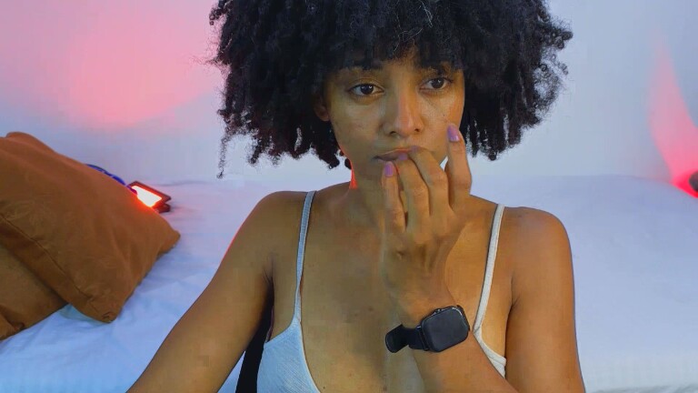 kriss_reyes's Streamate show and profile